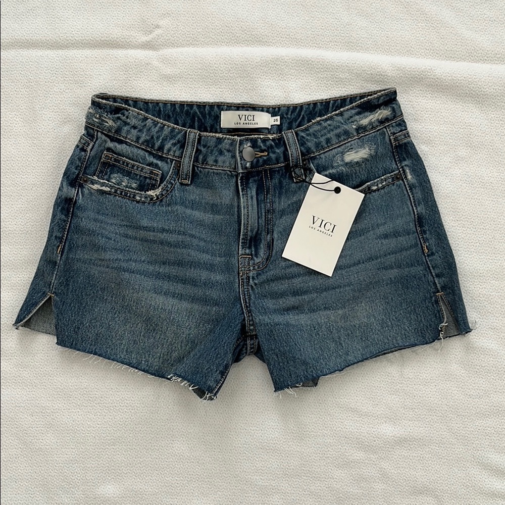 VICI Women's Mid-Rise Denim Shorts Size 26